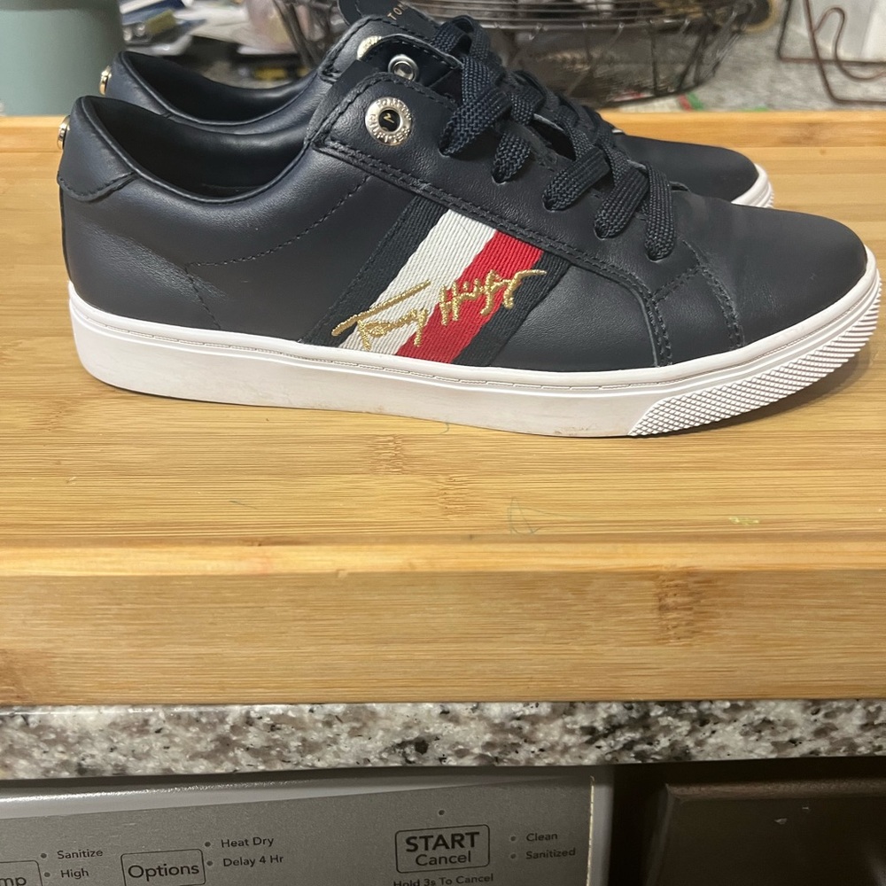 Tommy Hilfiger Blue and Red Sneakers